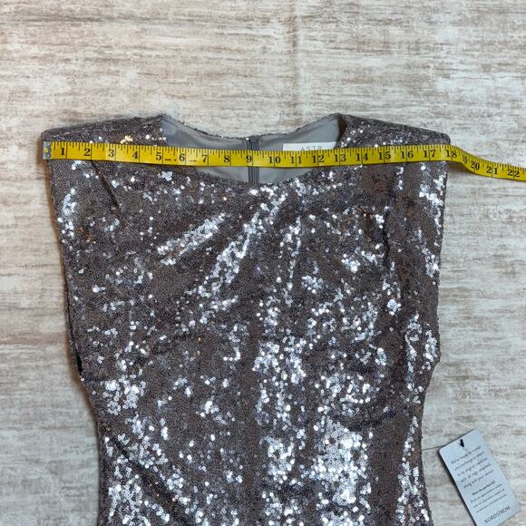 ASTR the Label Women’s Small Silver Sequin Sleeveless Dress Disco Party Cocktail - Picture 2 of 9